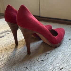 Steven by Steve Madden Lemore Pump- Genuine Leather